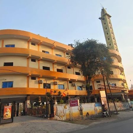 Hotel Shivanjali Palace Ujjain Extérieur photo