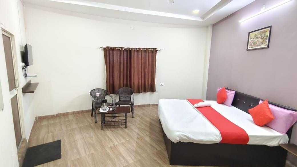 Hotel Shivanjali Palace Ujjain Extérieur photo