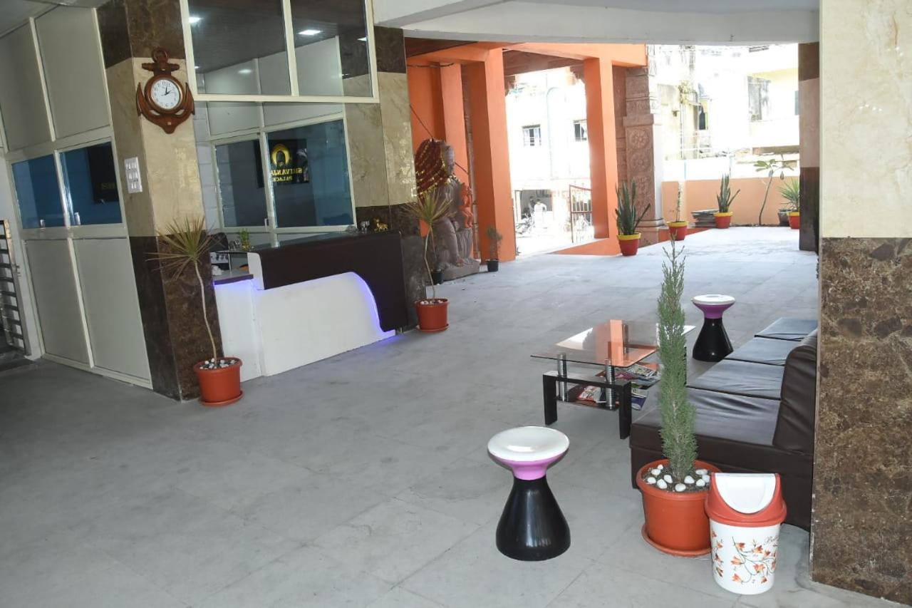 Hotel Shivanjali Palace Ujjain Extérieur photo